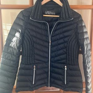 Kenneth Cole Reaction lightweight puffy jacket .